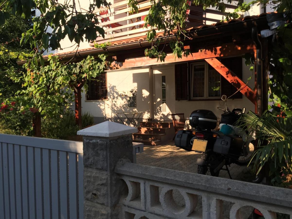 Iva Apartments Novigrad  Exterior photo